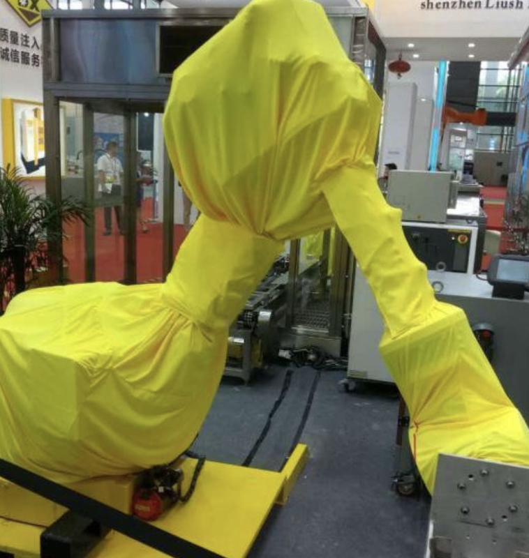 ผ้าคลุมหุ่นยนต์พ่นสี Fanuc ทำจากผ้ายืดหยุ่นสูงปรับให้เข้ากับการเคลื่อนไหวที่เพิ่มขึ้น CCC