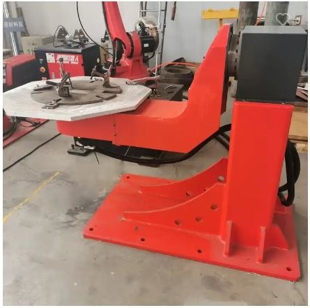 FANUC เครื่องกำหนดตำแหน่งหุ่นยนต์แกนคู่ L Type Arc Welding Robotic Positioner 300KG 450mm