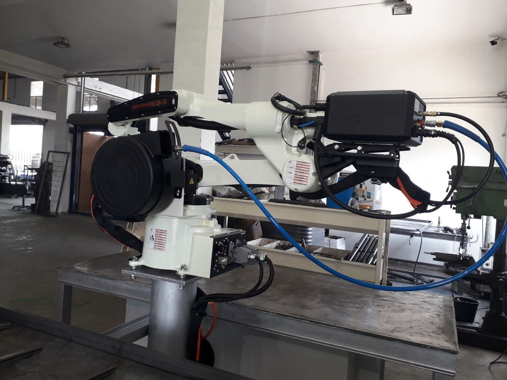 กล่องป้องกันหุ่นยนต์ที่มีประสิทธิภาพ มีขนาดแพ็คเกจเดียว 40X35X20 ซม รวมกันฝุ่น